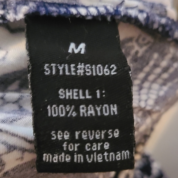 Long skirt - Picture 3 of 3